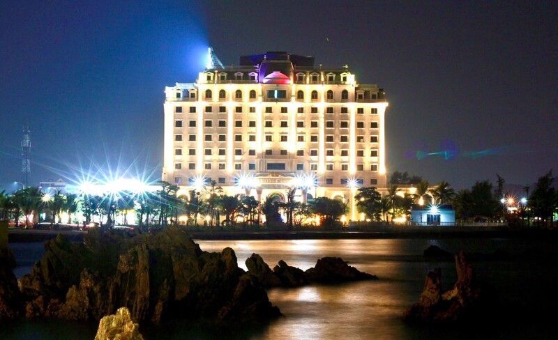 Cửa Lò có hệ thống cơ sở lưu trú sang trọng, đáp ứng yêu cầu các sự kiện lớn. Ảnh: Mai Liễu