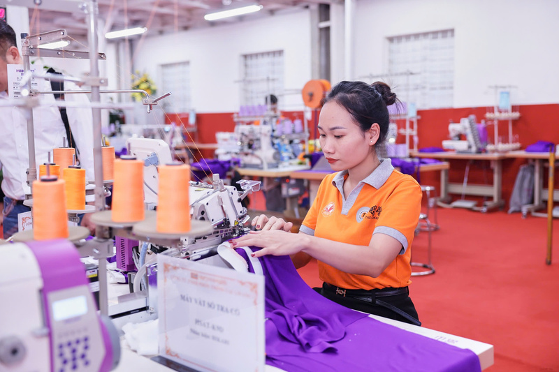 Sản xuất công nghiệp tăng trưởng ấn tượng trong 2 tháng năm 2026. Ảnh: PH