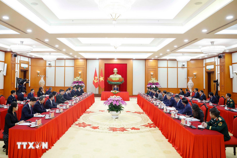 Tổng Bí thư Tô Lâm tiếp Bộ trưởng Ngoại giao Trung Quốc Vương Nghị, Bộ trưởng Quốc phòng Trung Quốc Đổng Quân, Bộ trưởng Công an Trung Quốc Vương Tiểu Hồng. Ảnh: Thống Nhất/TTXVN