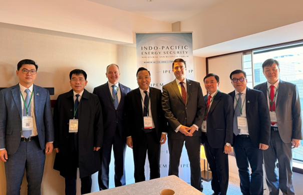 Thứ trưởng Nguyễn Hoàng Long làm việc với ông Tommy Joyce, Quyền Trợ lý Bộ trưởng Bộ Năng lượng Hoa Kỳ