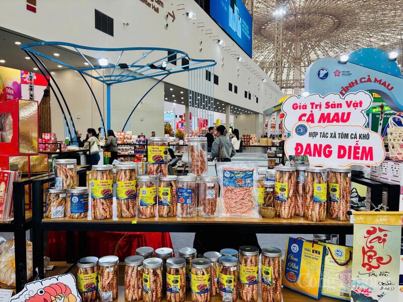 Sản vật Cà Mau tại Hội chợ mùa Xuân. Ảnh: CTV.