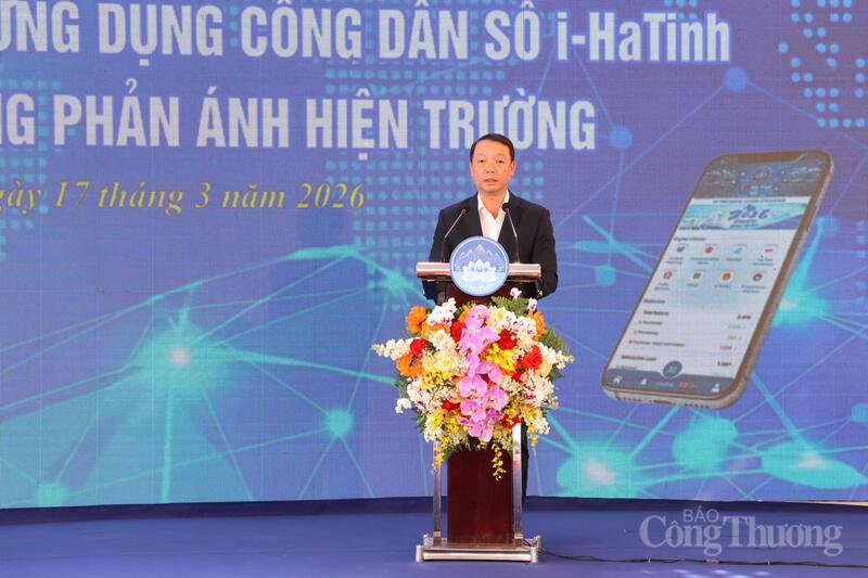 Ông Phan Thiên Định, Chủ tịch UBND tỉnh Hà Tĩnh phát biểu tại buổi lễ. Ảnh: Thành Sen