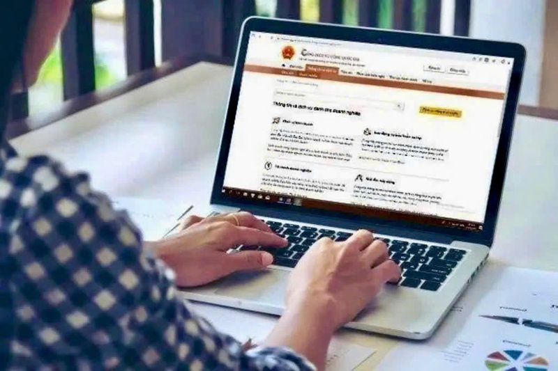 Ngành Công Thương phấn đấu số hóa 100% hồ sơ giải quyết thủ tục hành chính phát sinh trong quá trình xử lý công việc hằng ngày. Ảnh: Tuệ Lâm