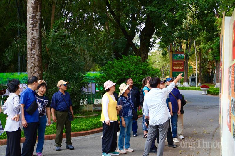 Ấn tượng 'khoảnh khắc đẹp trong Khu Di tích Chủ tịch Hồ Chí Minh'  - 4