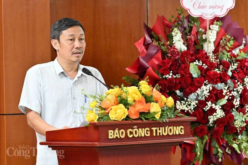 Chùm ảnh: Đại hội Liên Chi hội Nhà báo Báo Công Thương lần thứ III - 9