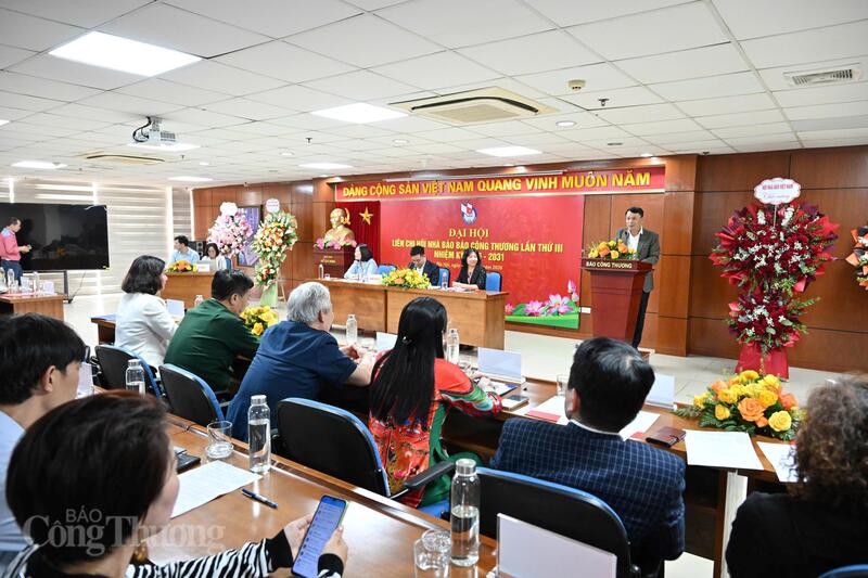 Đại hội Liên Chi hội Nhà báo Báo Công Thương lần thứ III, nhiệm kỳ 2026 - 2031 nhằm đánh giá kết quả hoạt động trong nhiệm kỳ qua, đề ra phương hướng nhiệm vụ nhiệm kỳ tới. Ảnh: Cấn Dũng