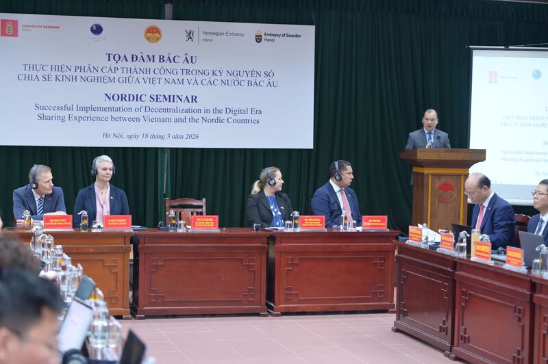 PGS.TS Lê Hải Bình, Ủy viên Trung ương Đảng, Phó Giám đốc Thường trực Học viện Chính trị quốc gia Hồ Chí Minh phát biểu khai mạc tọa đàm.