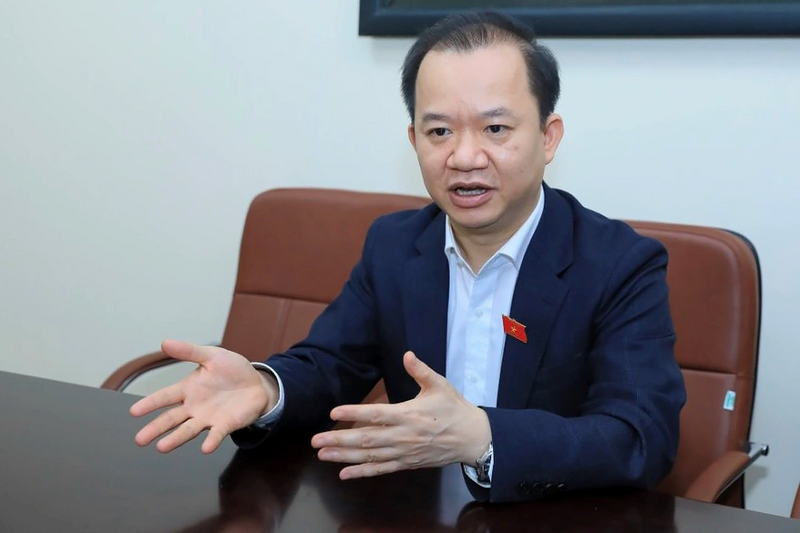 PGS. TS Bùi Hoài Sơn - Ủy viên chuyên trách Ủy ban Văn hóa, Giáo dục của Quốc hội.