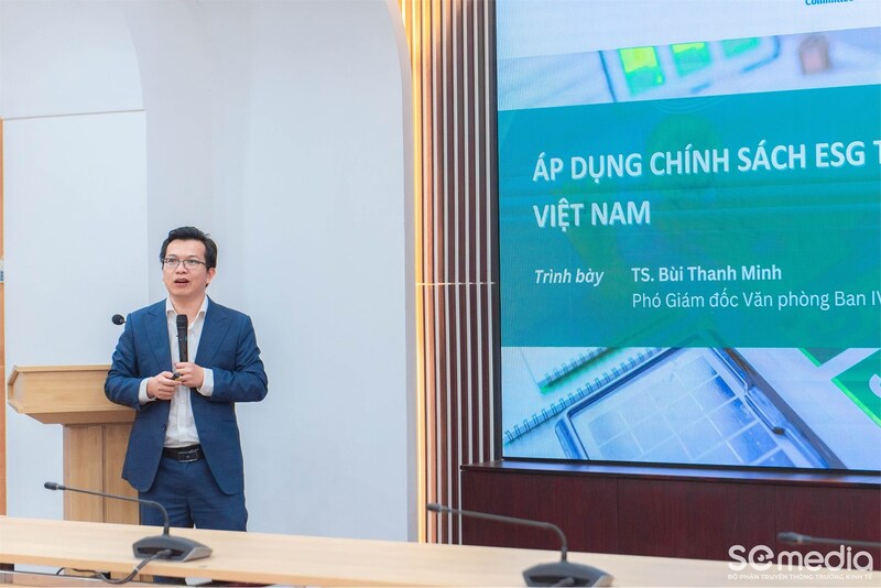 TS. Bùi Thanh Minh cùng đại diện các doanh nghiệp đã cùng thảo luận về khả năng áp dụng ESG trong bối cảnh thực tế tại Việt Nam.