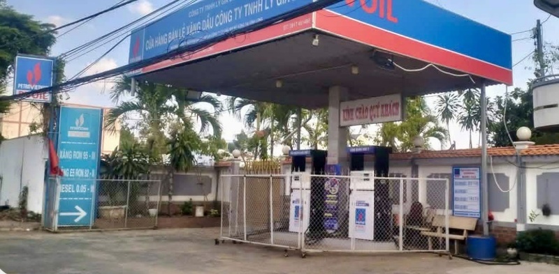 Cửa hàng kinh doanh xăng dầu tự ý ngừng bán khi chưa được cơ quan có thẩm quyền chấp thuận. Ảnh: Nam Long