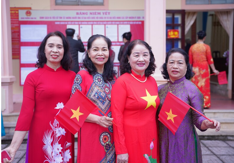 Tỷ lệ cử tri Nghệ An tham gia bầu cử đại biểu Quốc hội khóa XVI và đại biểu HĐND các cấp cao nhất trong ba nhiệm kỳ gần đây. Ảnh: Mai Liễu