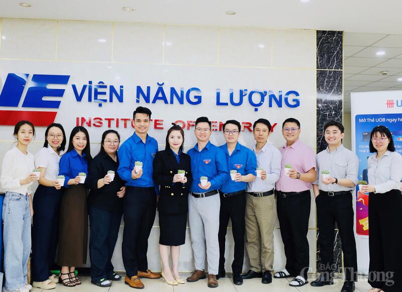 Chương trình “Chung tay vì môi trường xanh” do Đoàn Thanh niên Bộ Công Thương tổ chức lan tỏa lối sống xanh, thúc đẩy chuyển đổi xanh từ những hành động thiết thực.