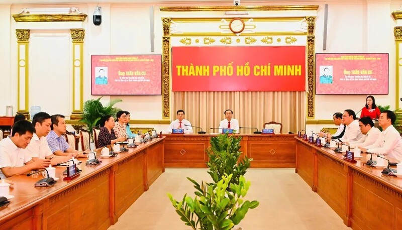 Hội nghị công bố kết quả bầu cử và danh sách 125 người trúng cử đại biểu HĐND TP. Hồ Chí Minh khóa XI, nhiệm kỳ 2026 - 2031 tại 42 đơn vị bầu cử trên địa bàn. Ảnh: Việt Dũng.