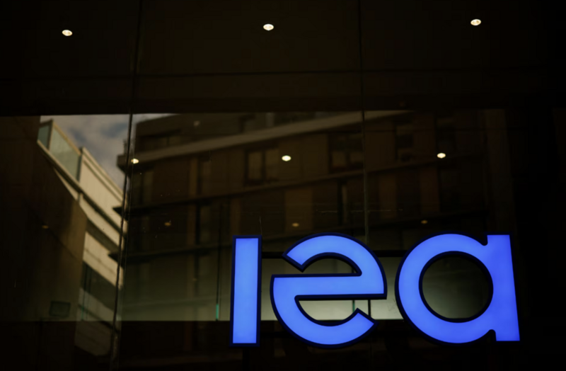 IEA đưa ra loạt khuyến nghị để tiết kiệm nhiên liệu. Ảnh minh họa