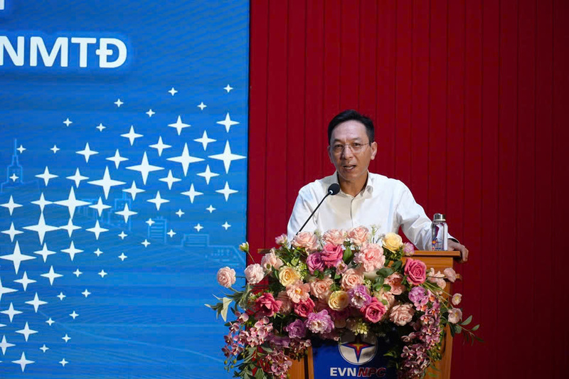 Theo ông Nguyễn Anh Tuấn – Giám đốc Công ty Điện lực Lào Cai, mục tiêu xuyên suốt của các đơn vị không chỉ là nâng cao hiệu quả sản xuất kinh doanh mà còn phải bảo đảm vận hành hệ thống điện an toàn.