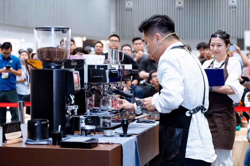 Ba cuộc thi Vietnam National Barista Championship 2026 (VNBC), Vietnam National Cup Tasters Championship 2026 (VNCTC) và Dalatmilk World Matcha Latte Art Battle 2026 đại diện cho một trục năng lực riêng của nghề barista.