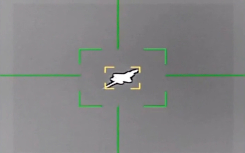 Lực lượng Vệ binh Cách mạng Hồi giáo Iran (IRGC) khẳng định đã bắn trúng tiêm kích F-35 Lightning II của Mỹ bằng hỏa lực phòng không. Ảnh: IRGC