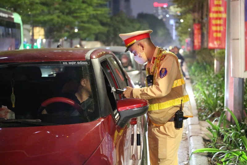 Lực lượng Cảnh sát giao thông toàn quốc xử lý gần 2.280 trường hợp vi phạm nông độ cồn trong ngày 21/3. Ảnh: Cục Cảnh sát giao thông