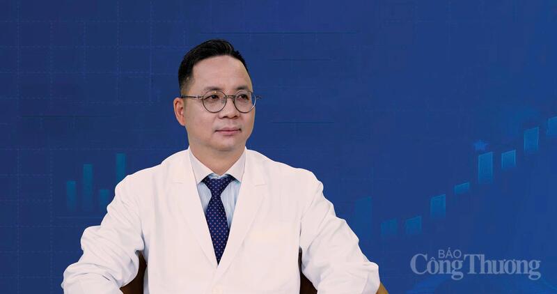 Bác sĩ Nguyễn Văn Hòa - Chủ tịch Hệ thống Nha khoa Shinbi tại tọa đàm.