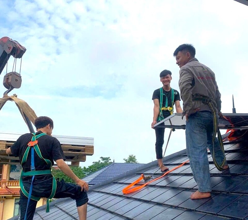 Chi phí lắp đặt điện mặt trời áp mái phụ thuộc vào nhiều yếu tố, trong đó có vị trí lắp đặt.