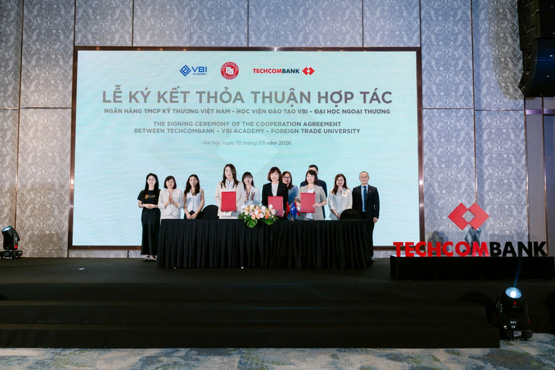 Techcombank ký thỏa thuận hợp tác với các đối tác về chương trình đào tạo được thiết kế riêng cho gia đình khách hàng Private và Priority