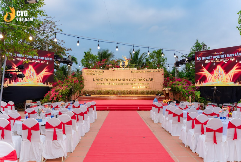 'Rừng hoa trí tuệ Việt Nam': Tầm nhìn di sản từ đêm Gala Thắp lửa trí tuệ dân tộc - 1