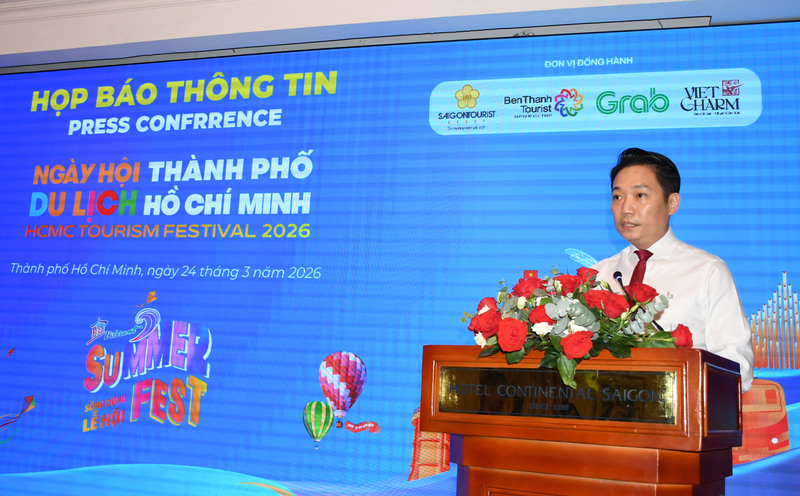 Ông Lê Trương Hiền Hòa, Phó Giám đốc Sở Du lịch TP. Hồ Chí Minh, thông tin về Ngày hội Du lịch TP. Hồ Chí Minh lần thứ 22 tại buổi họp báo. Ảnh: Minh Khuê