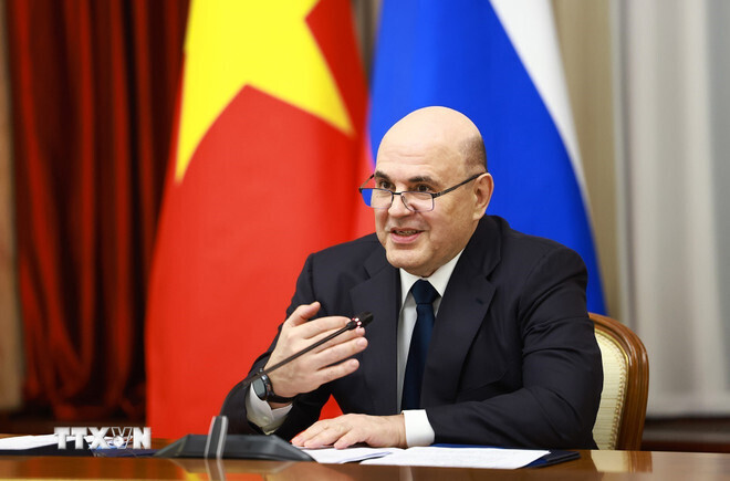 Thủ tướng Liên bang Nga Mikhail Mishustin phát biểu. (Ảnh: Dương Giang/TTXVN)