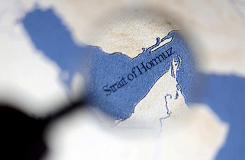 Căng thẳng tại Trung Đông khiến việc tàu chở hàng đi qua eo biển Hormuz tiếp tục tắc nghẽn. Ảnh minh họa