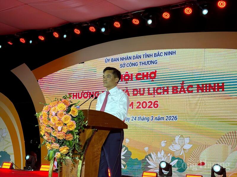 Ông Nguyễn Minh Hiếu, Giám đốc Sở Công Thương tỉnh Bắc Ninh phát biểu khai mạc hội chợ.