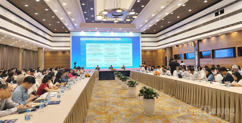 Diễn đàn Kinh tế Việt Nam 2026 với chủ đề: “Mô hình phát triển dựa trên khoa học - công nghệ, đổi mới sáng tạo và chuyển đổi số" được tổ chức vào sáng 25/3. Ảnh: NH