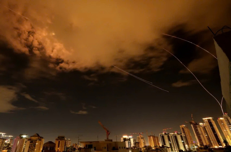 Iran tấn công vào thành phố ven biển Netanya của Israel. Nguồn: AFP