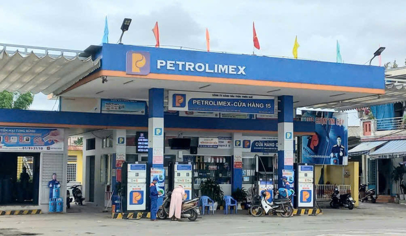 Petrolimex Huế sẵn sàng cung ứng xăng sinh học E 10 ra thị trường theo lộ trình. Ảnh: Nguyễn Tuấn