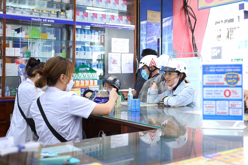 Đội ngũ y tế Long Châu vững chuyên môn, trở thành người bạn sức khỏe đáng tin cậy của hơn 33 triệu người Việt.