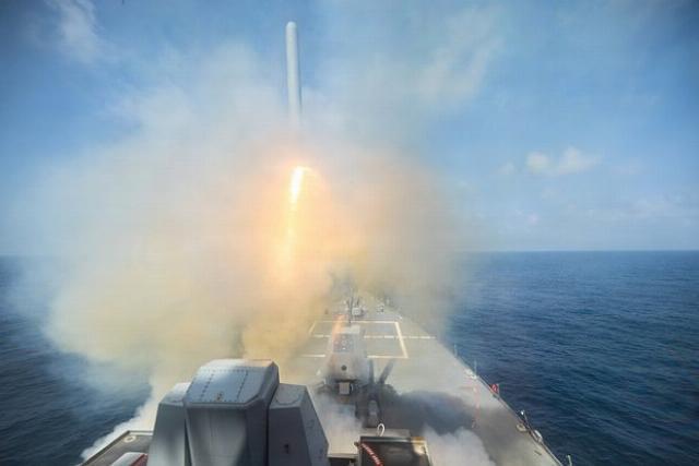 Tên lửa hành trình Tomahawk đang bị nghi ngờ về chất lượng. Ảnh: Forbes