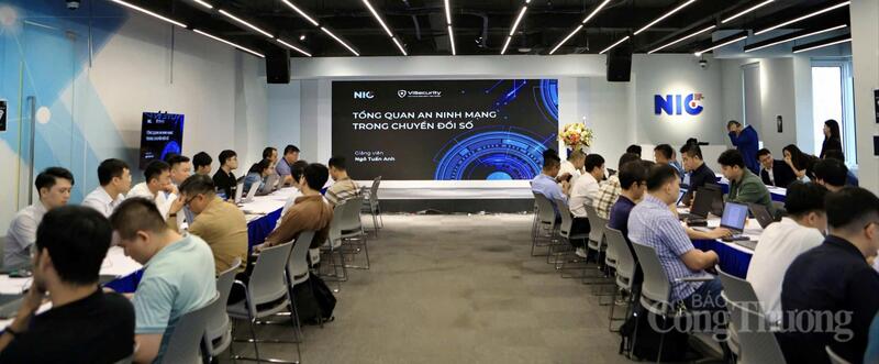 Trong khuôn khổ chương trình, học viên được tiếp cận với các xu hướng an ninh mạng mới với nhiều kiến thức chuyên sâu. Ảnh: TT