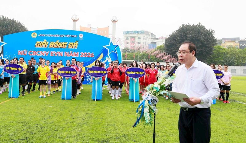 Ông Đỗ Đức Hùng, Chủ tịch Công đoàn Điện lực Việt Nam, Trưởng ban tổ chức Giải phát biểu khai mạc Giải đấu