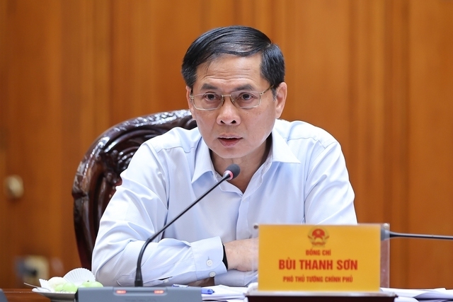 Phó Thủ tướng Chính phủ Bùi Thanh Sơn, Tổ trưởng Tổ công tác phát biểu tại cuộc làm việc - Ảnh: VGP/Nhật Bắc