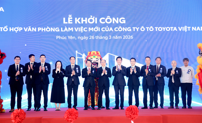 Các đại biểu tham dự Lễ khởi công dự án Tổ hợp văn phòng làm việc mới tại tỉnh Phú Thọ của Toyota Việt Nam vào ngày 26/3.