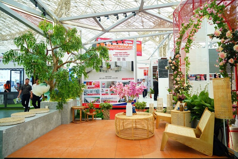 Điểm nhấn của kỳ triển lãm năm nay là các sản phẩm, công nghệ mới theo hướng xanh và bền vững như công nghệ tuần hoàn, công nghệ tái tạo, năng lượng sạch và giải pháp số...