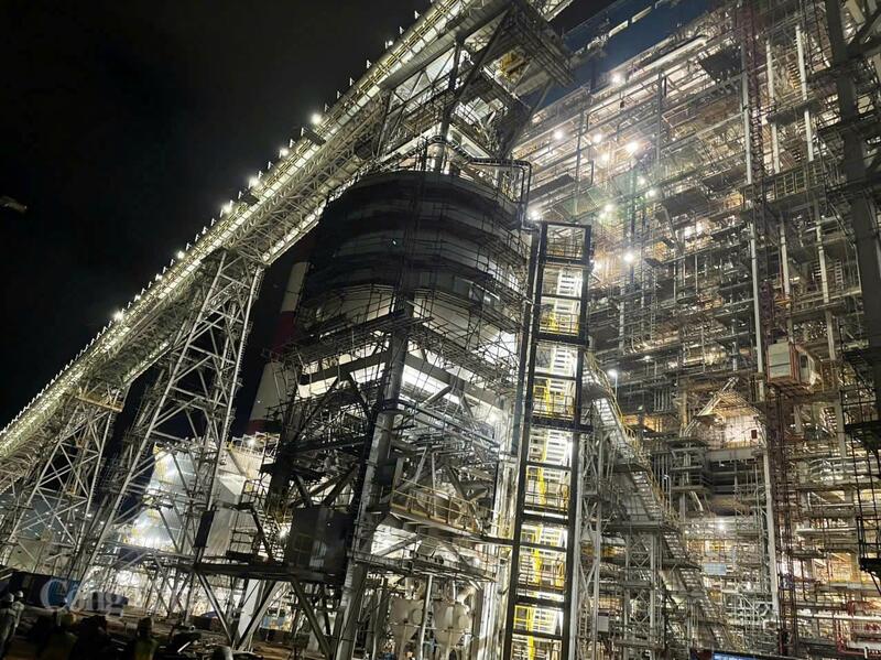 Nhà máy Nhiệt điện Quảng Trạch I được đánh giá sẽ là động lực thúc đẩy tăng trưởng kinh tế hàng năm cho tỉnh Quảng Trị và khu vực Bắc Trung Bộ, qua đó góp phần tạo điều kiện thuận lợi cho địa phương phát triển các ngành công nghiệp...