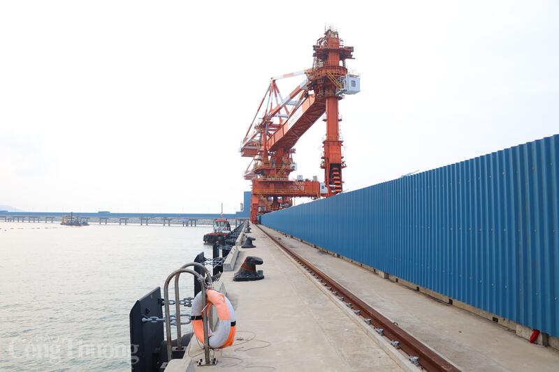 Cảng đã được công bố mở cảng tạm từ ngày 8/1/2026.