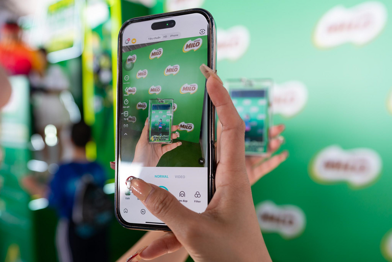 Người tham dự sẽ nhận được quà kỷ niệm khi tham dự các trò chơi tại gian hàng MILO.