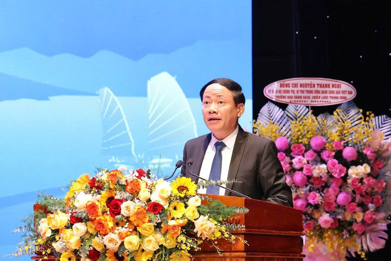 Chủ tịch UBND tỉnh Gia Lai Phạm Anh Tuấn trình bày những định hướng lớn về thu hút đầu tư tỉnh Gia Lai trong thời gian tới.