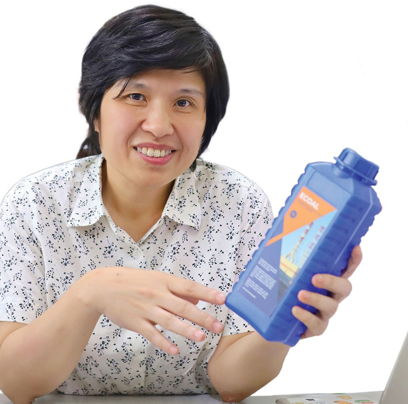 Giáo sư Vũ Thị Thu Hà chia sẻ về quá trình nghiên cứu phụ gia đa năng FNT6VN. Ảnh: NVCC