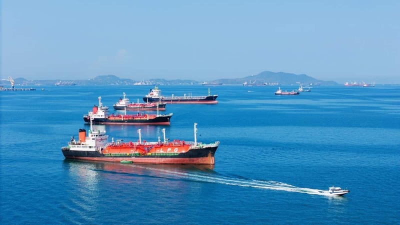 Iran cho phép mỗi ngày sẽ có hai tàu Pakistan được phép đi qua Hormuz. Ảnh: GreenOak/Shutterstock