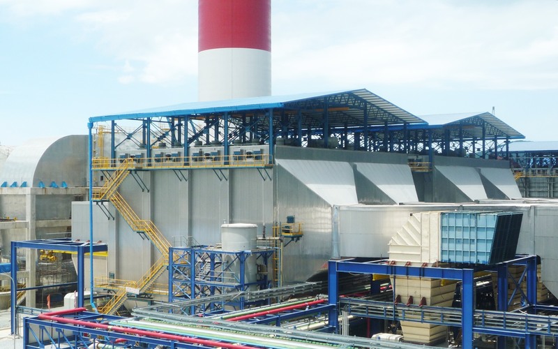 Thiết bị lọc bụi tĩnh điện Nhà máy Nhiệt điện Vũng Áng 1. Ảnh: Q.N