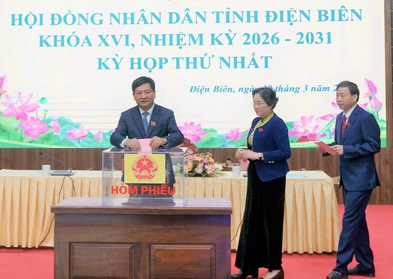 Ông Lê Thành Đô, Phó Bí thư Thường trực Tỉnh ủy, Chủ tịch HĐND tỉnh khóa XV tiếp tục được tín nhiệm bầu giữ chức Chủ tịch HĐND tỉnh khóa XVI, nhiệm kỳ 2026 – 2031 với 100% số phiếu tán thành. Ảnh: CTV
