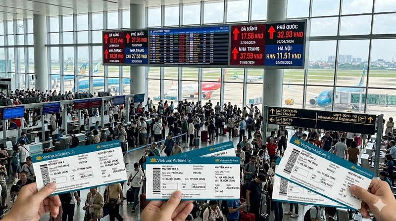 Nghỉ lễ dài ngày, giá vé máy bay tăng cao trên nhiều chặng.