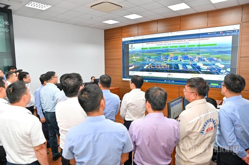 Quyền Bộ trưởng Bộ Công Thương Lê Mạnh Hùng làm việc với BSR về đảm bảo an ninh năng lượng giai đoạn mới - 7